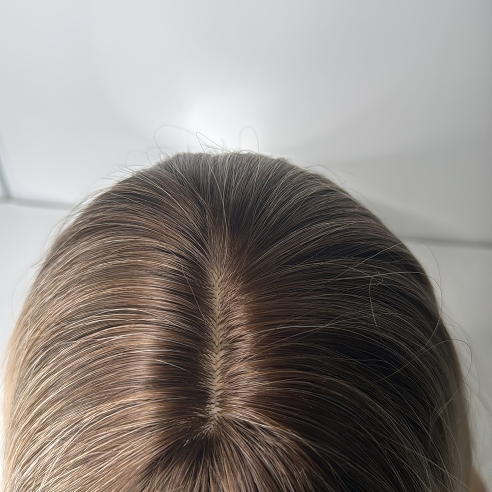 Beautiful Blonde Wig - Picture 11 of 11